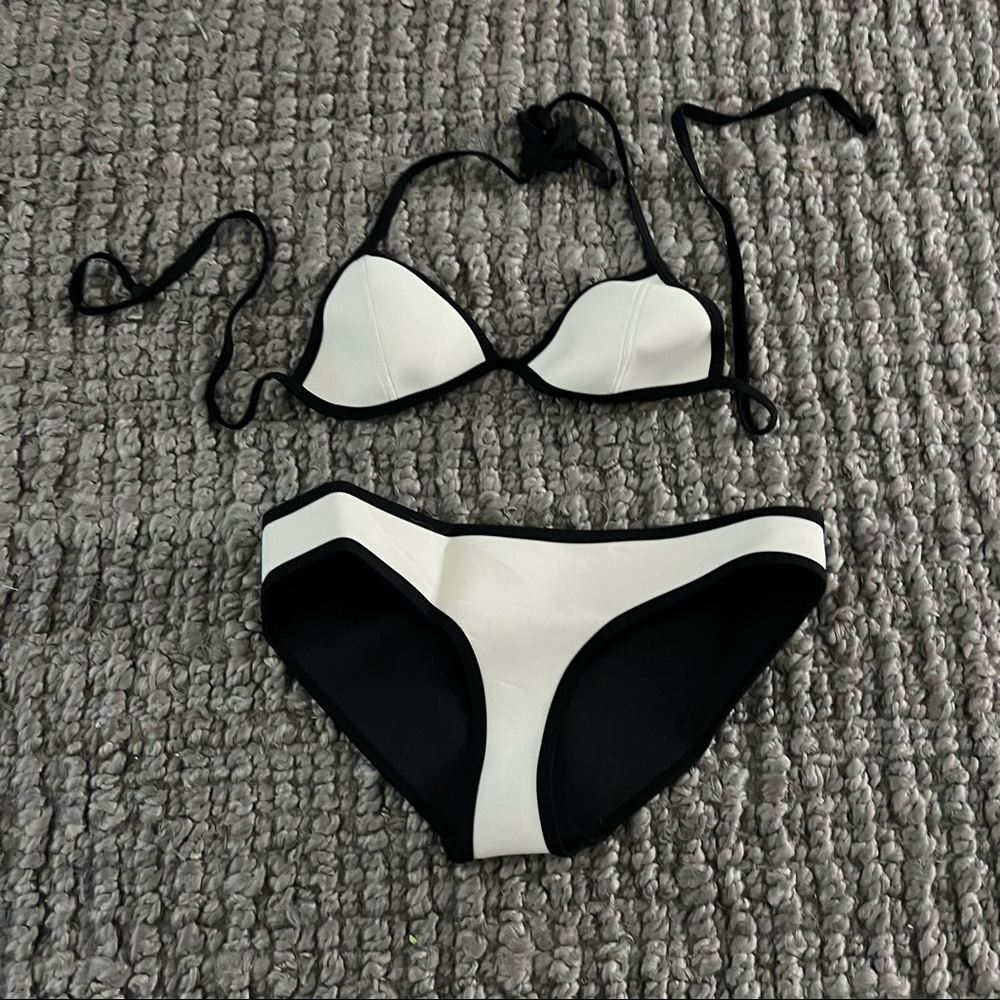 Triangl Bikini